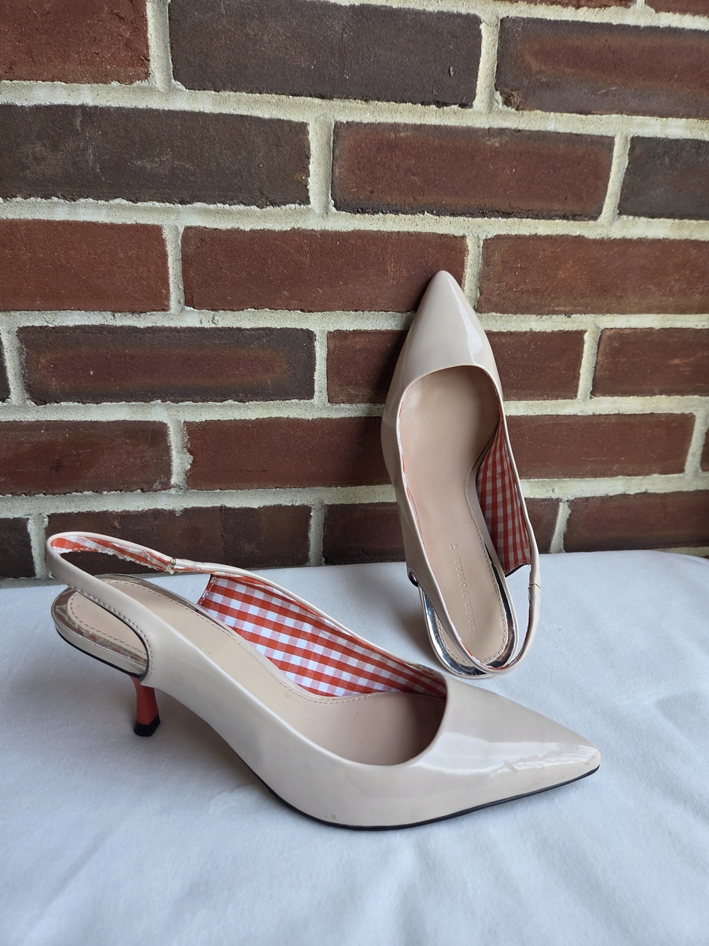 Zara Woman US 10 UK 8 Patent Slingback Kitten Heels Beige Red Pointed Toe